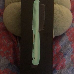Profashion The Almighty Styling Comb $100 OBO